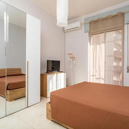 Nicola House קטאניה